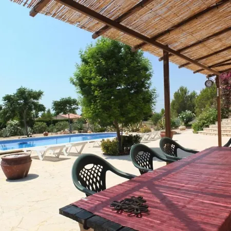 Oasis 4bedroom With Air-conditioning & Large Private Swimming Pool
