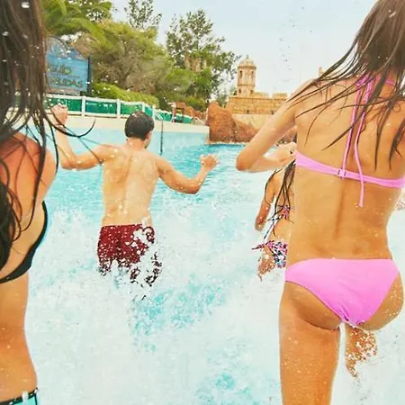 Villa Oasis 4bedroom With Air-conditioning & Large Private Swimming Pool